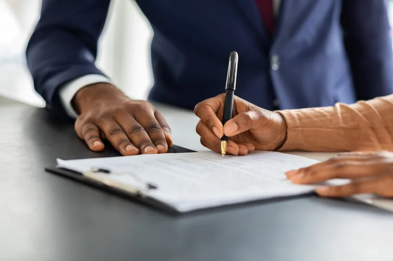 Signature d’un contrat de travail